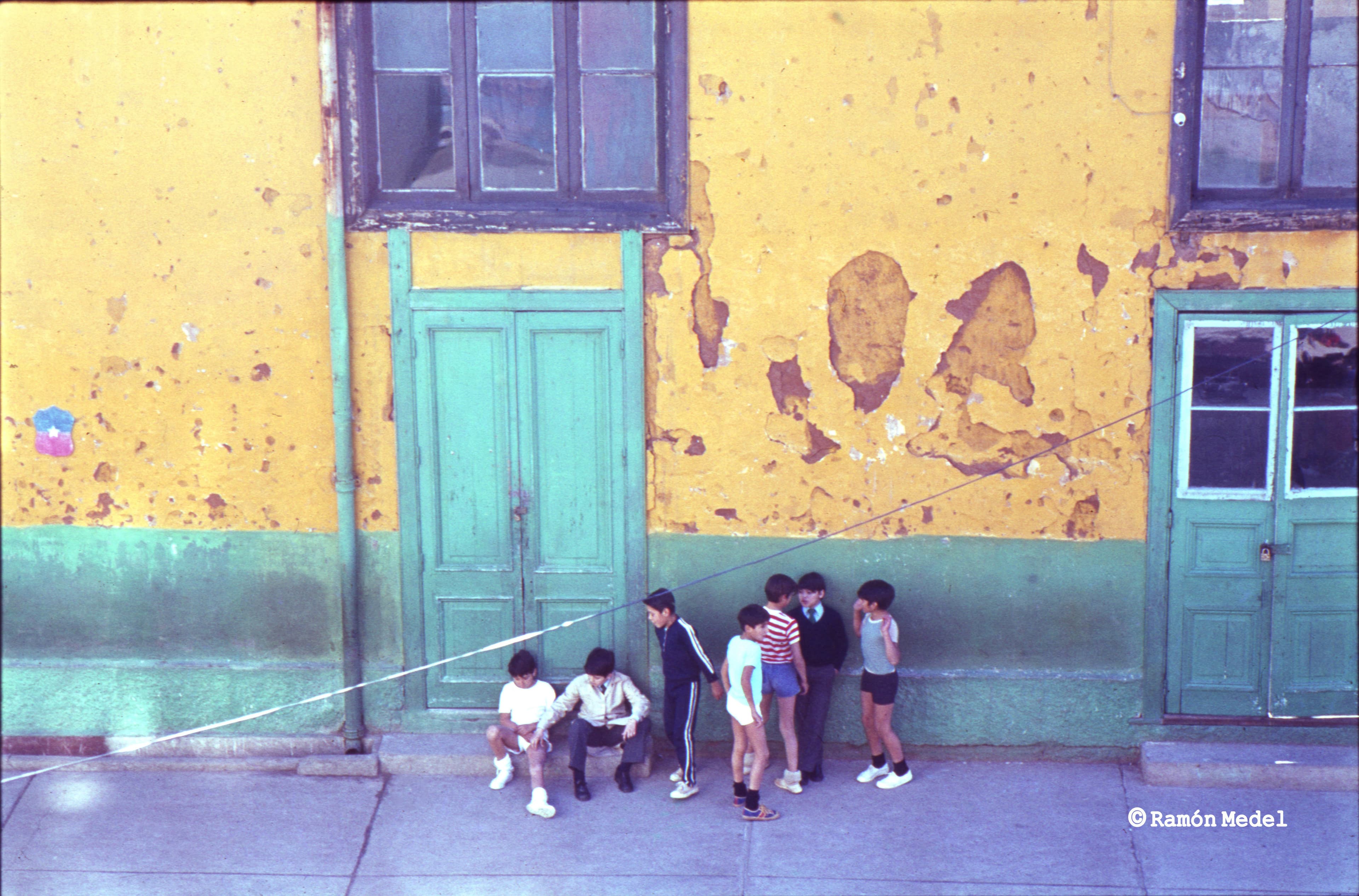 Escuela en los cerros de Valparaíso, 1978