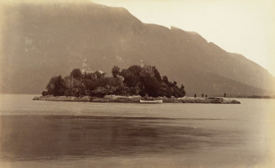 Isla Piti, Palena en 1893.