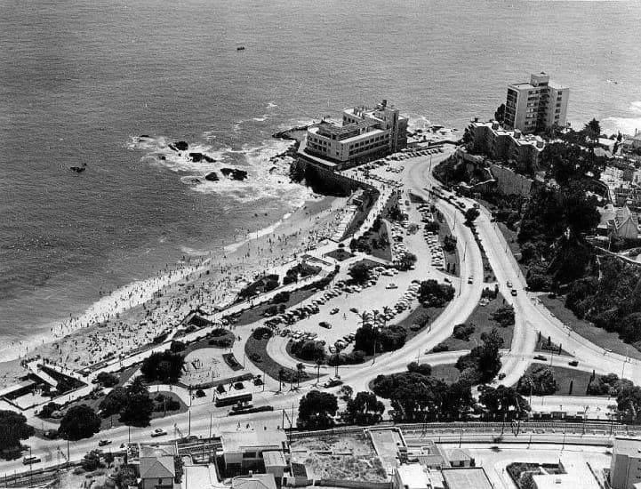 El Hotel Miramar de Viña del Mar en Avenida La Marina en el año 1964