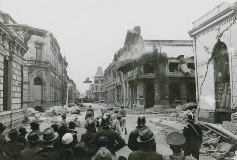 Demolición de la Casa Gildemeister de Concepción en 1939