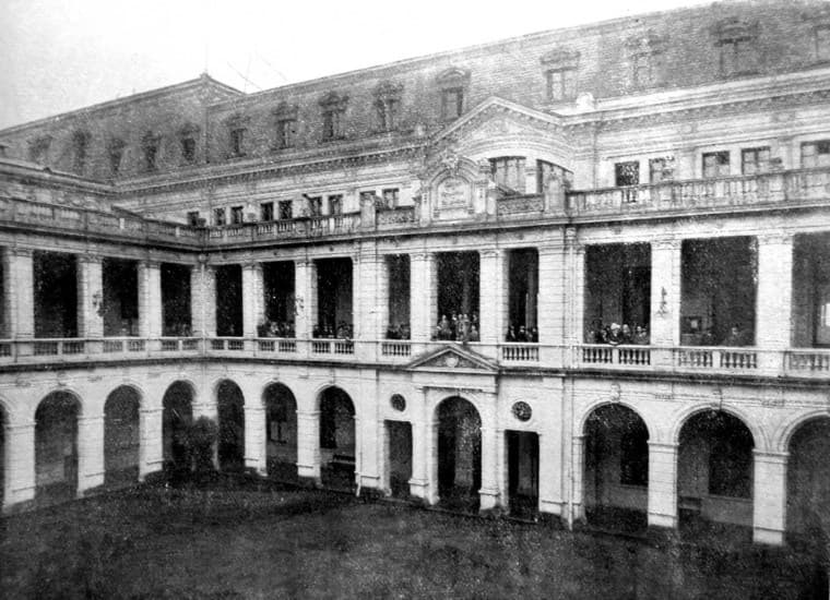 Casa Central PUC, posterior a 1917.