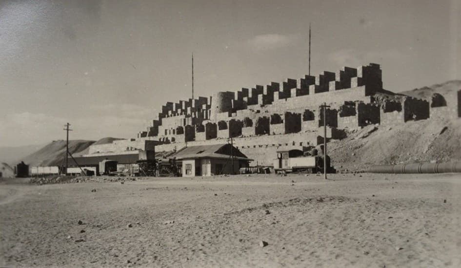 Ruinas de Huanchaca de Antofagasta, foto fechada en los años ’40s.