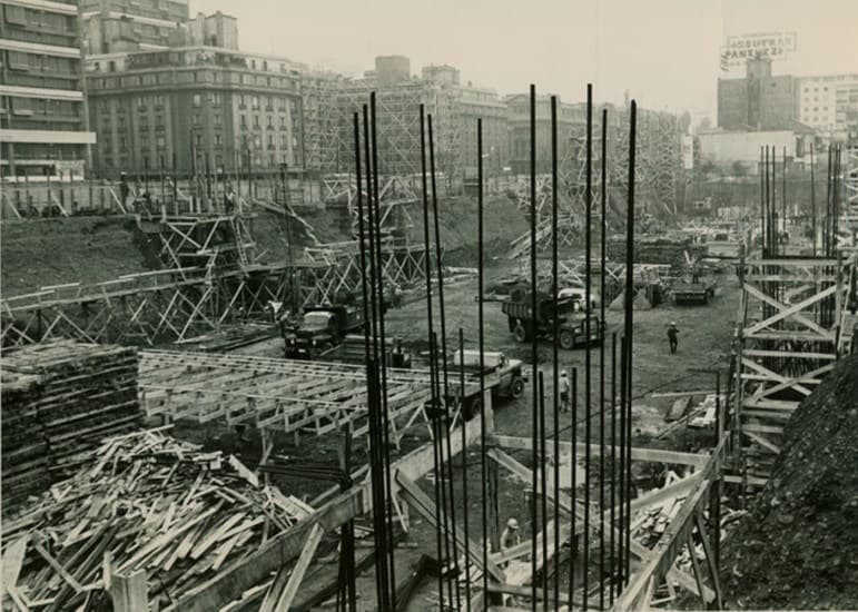 Unctad III en construcción en 1971