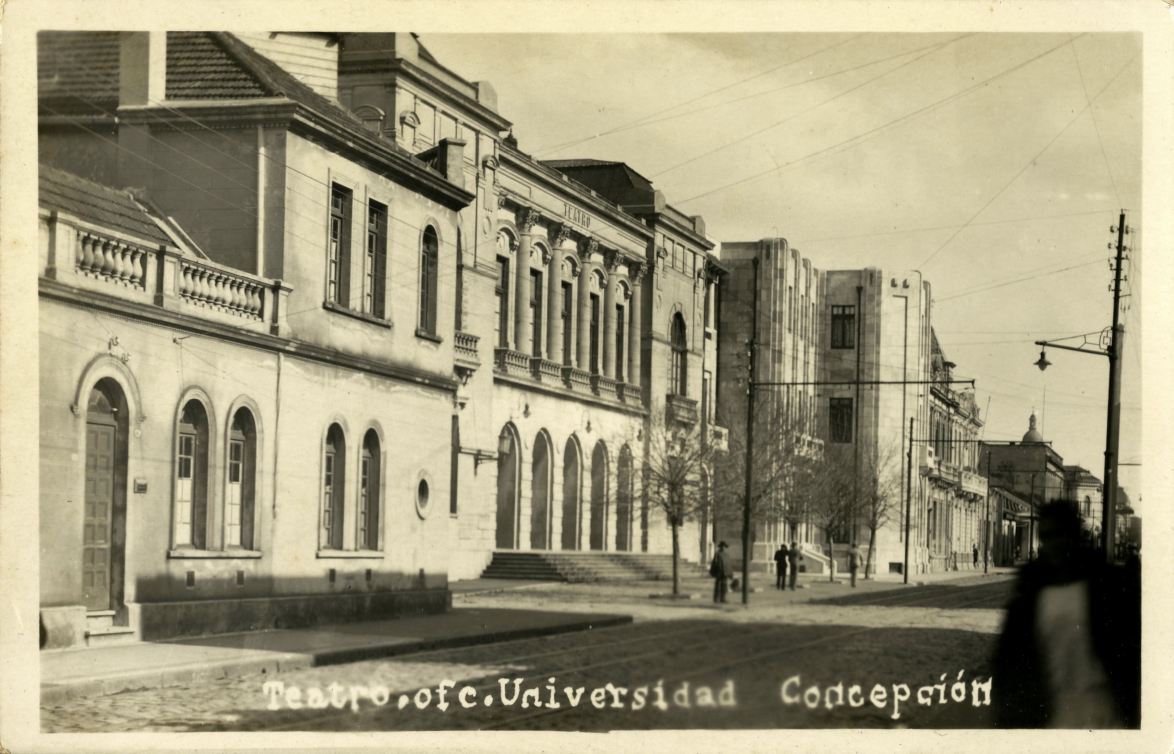 Teatro Concepción y oficinas de la Universidad de Concepción en 1935