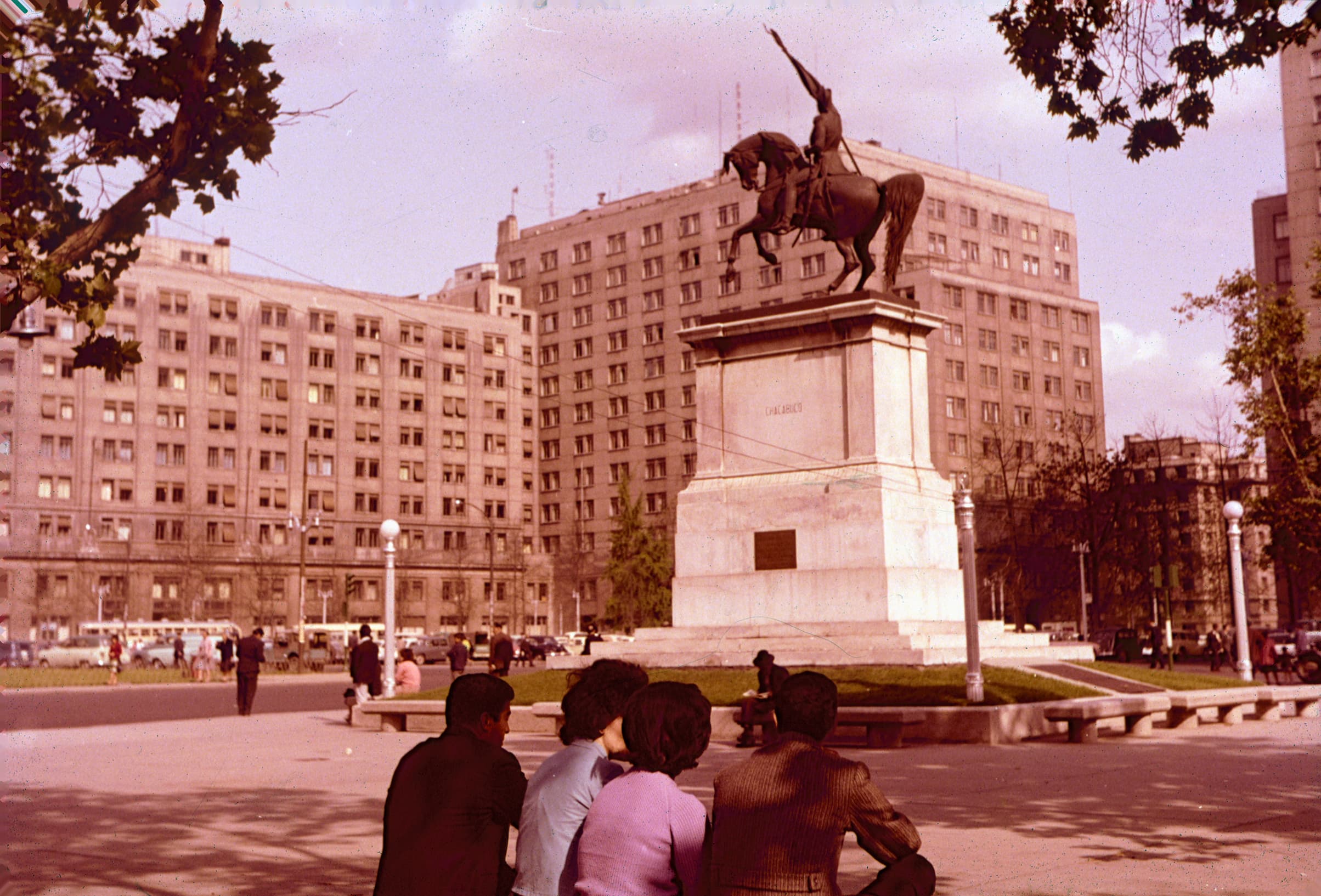 Monumento al General San Martin en el eje Bulnes, años 60´s