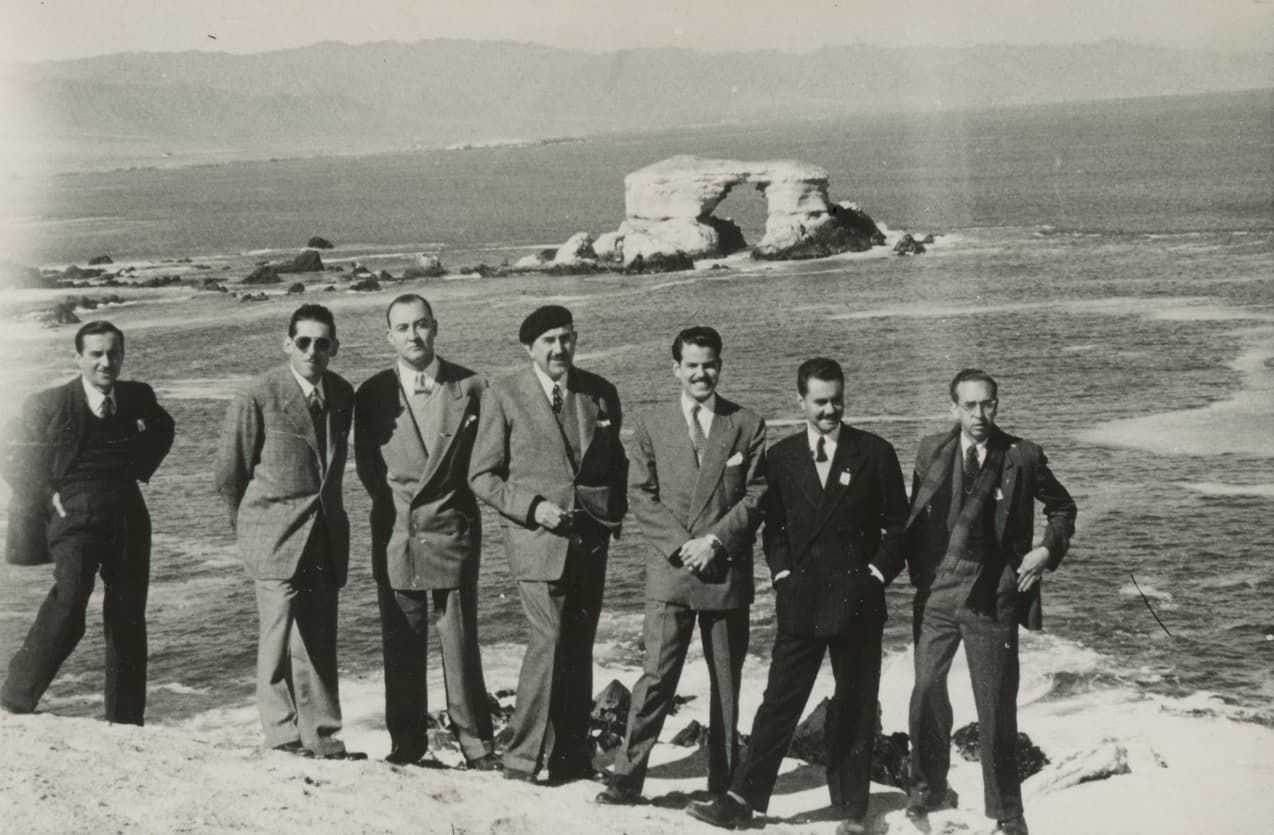 Portada de Antofagasta en 1950