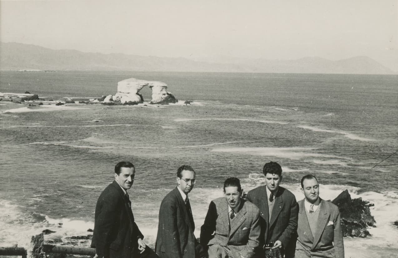 Portada de Antofagasta en 1950