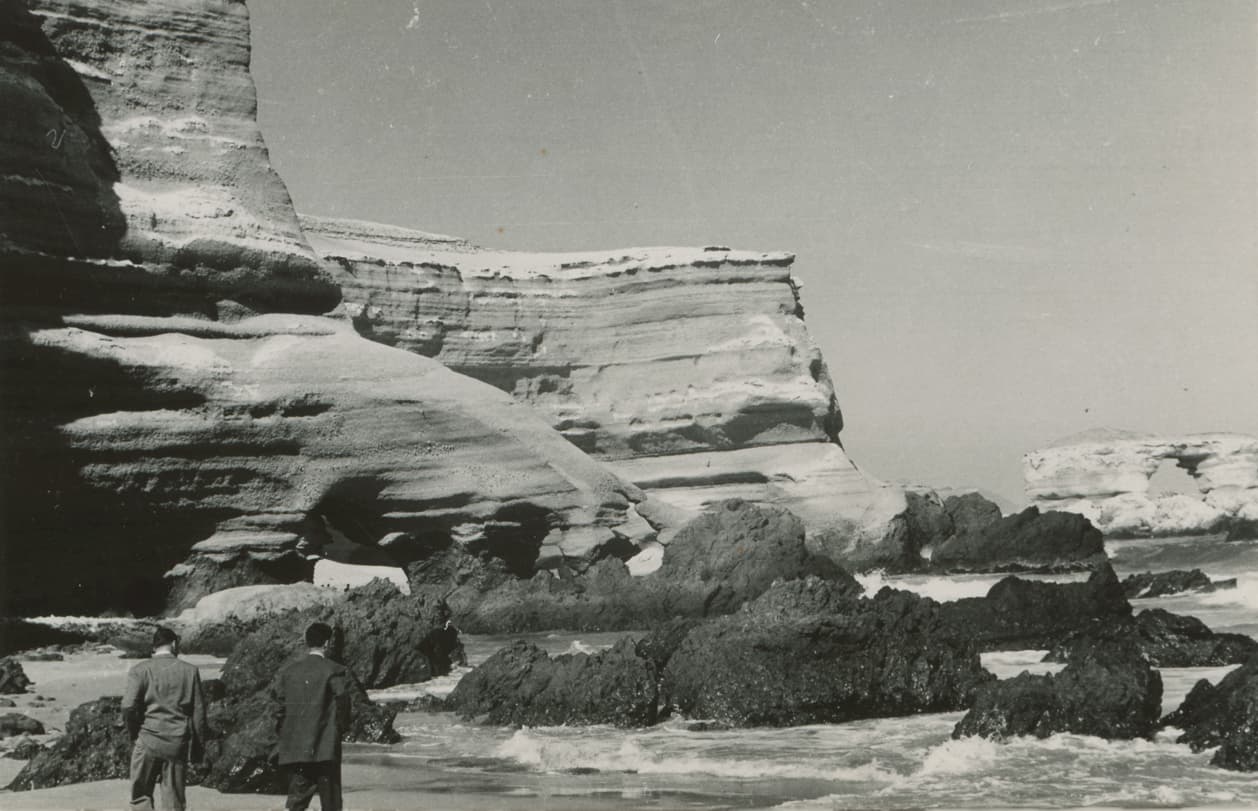 Portada de Antofagasta en 1950