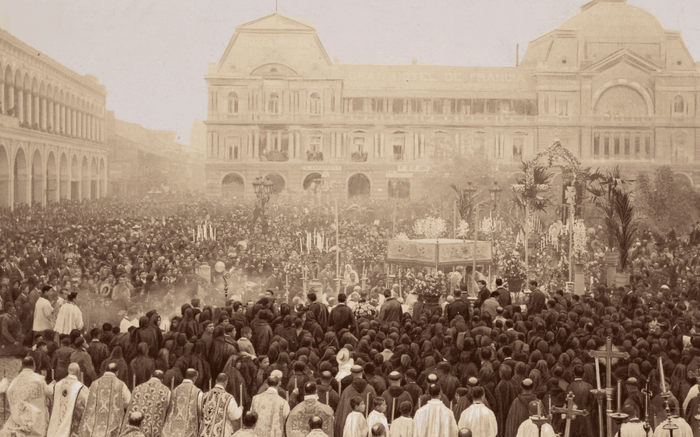 Plaza de Armas de Santiago en 1890