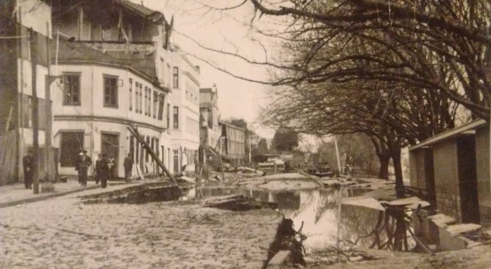 Valdivia después del terremoto en 1960