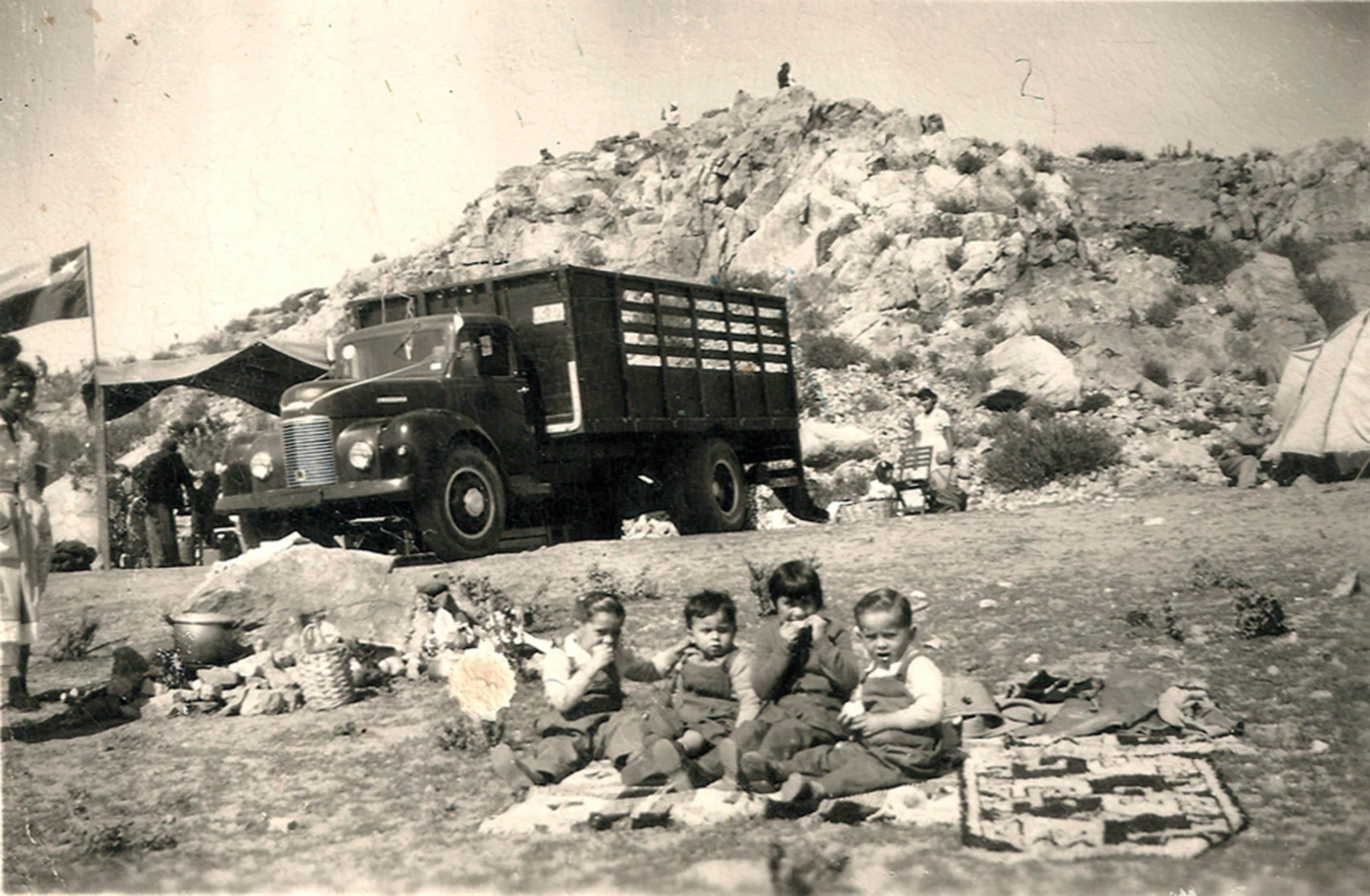 Compartiendo en la Pampilla de Coquimbo, 1953