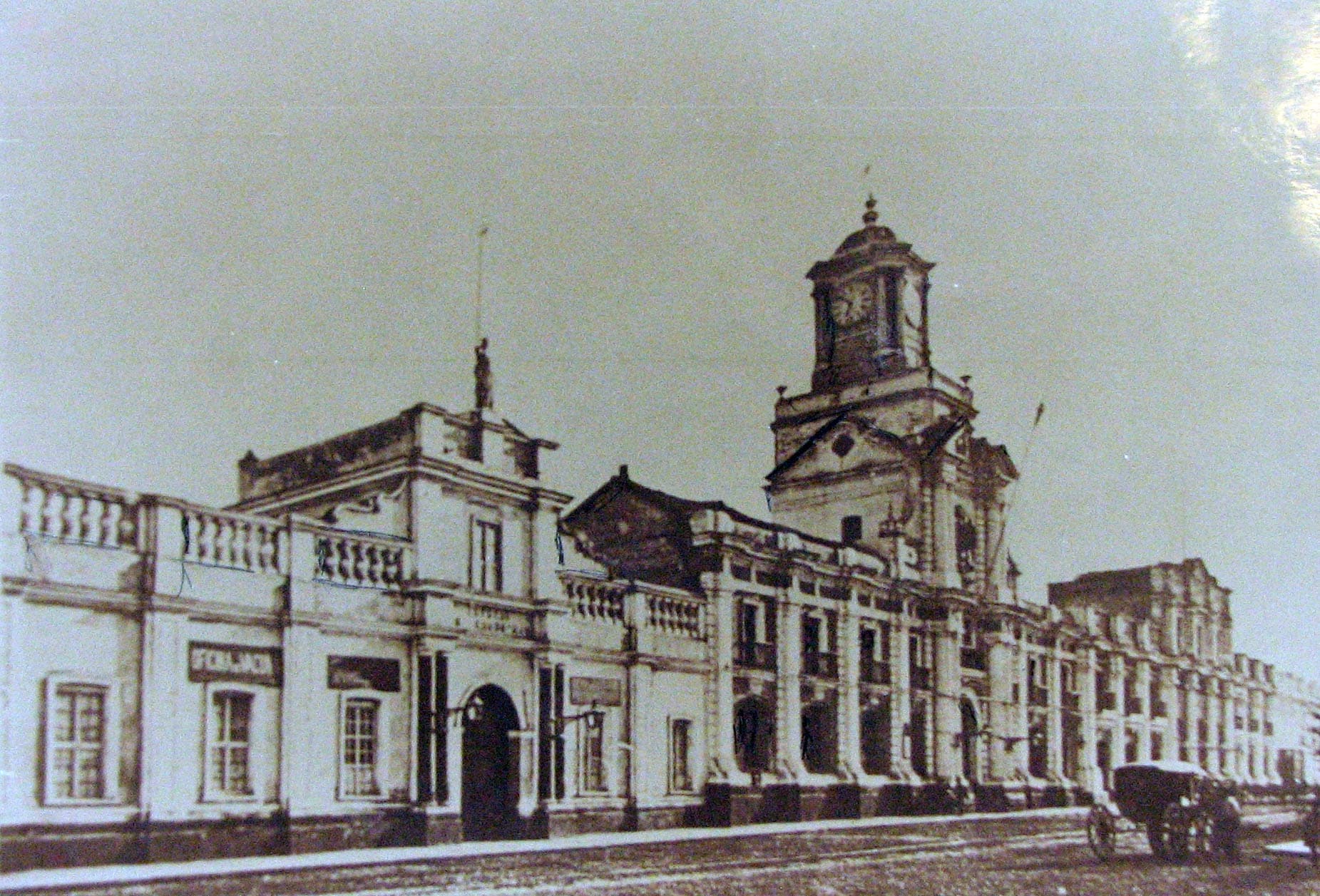 Plaza de Armas de Santiago en 1880
