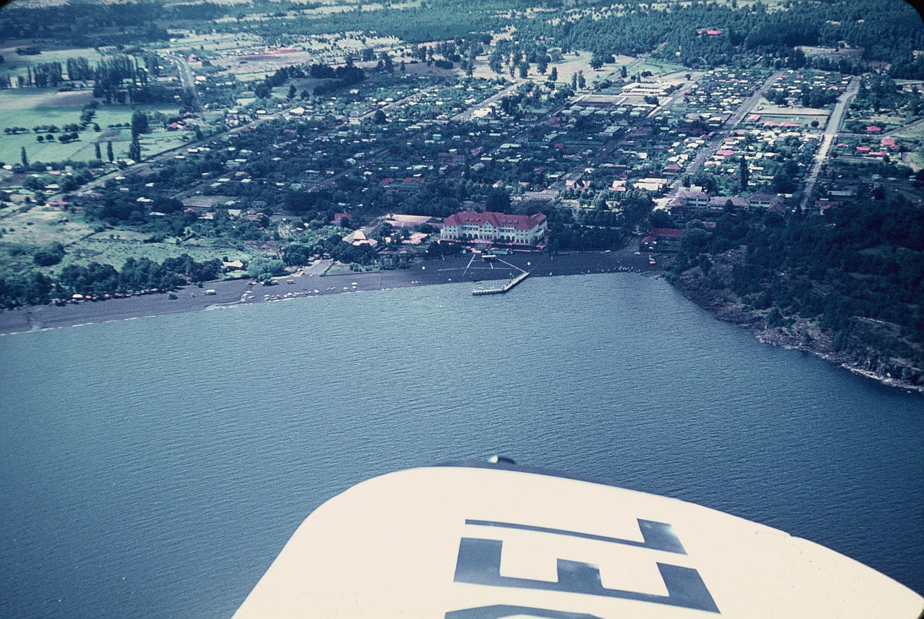 Pucon desde el aire 1970