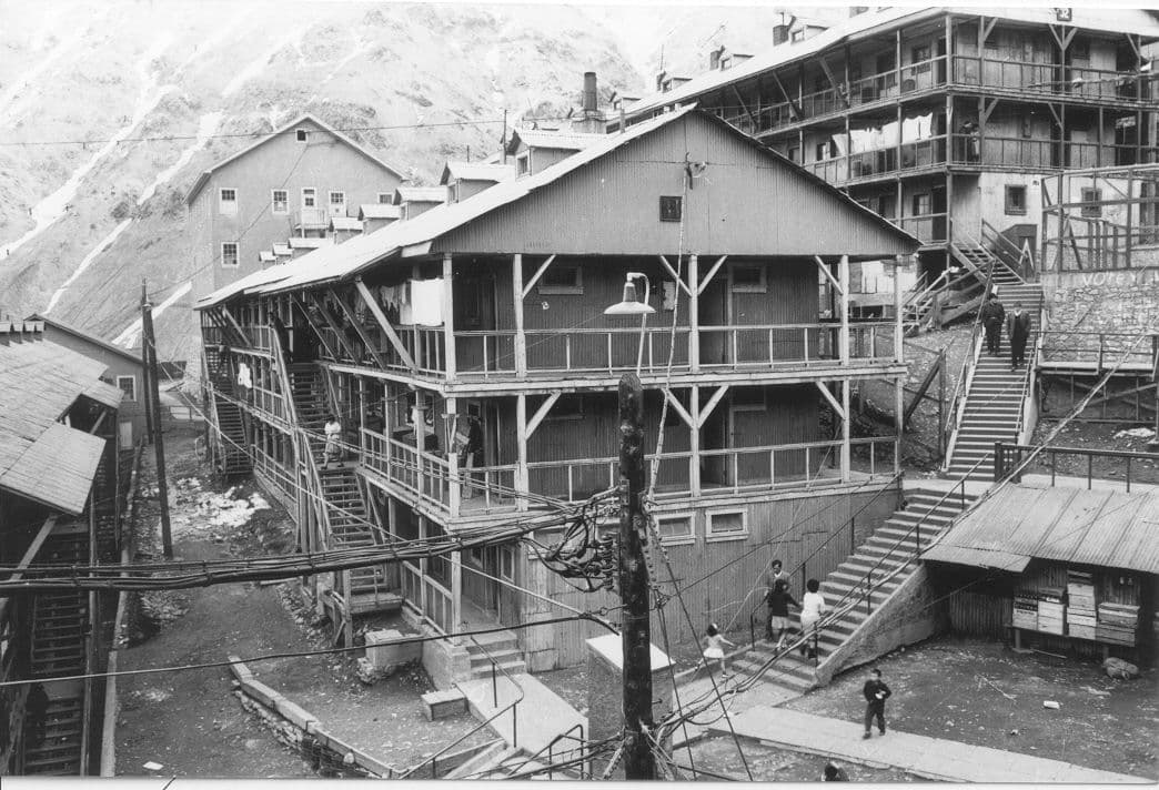 Ciudad minera de Sewell,  camarotes, 1956