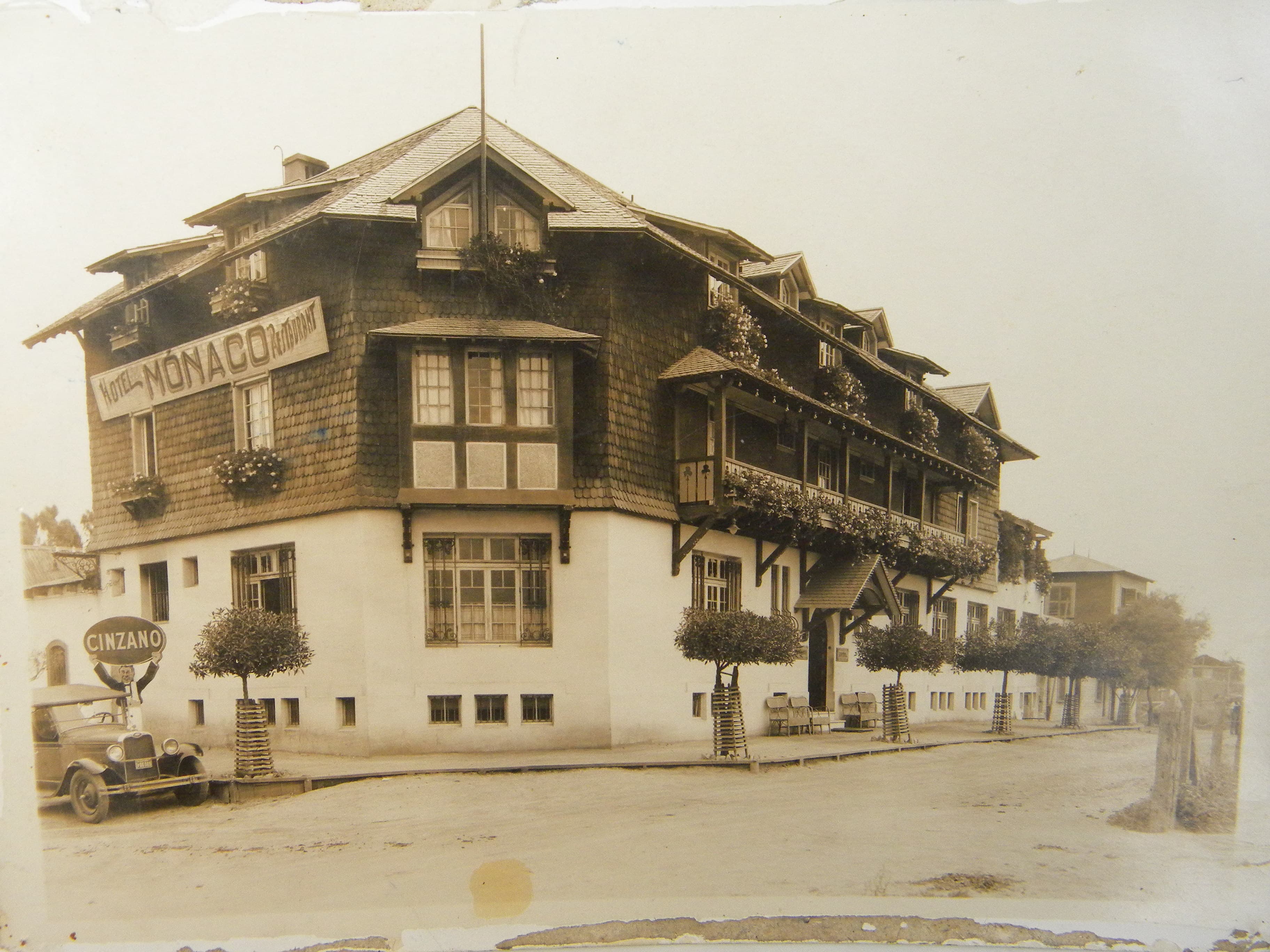 Hotel Mónaco, Quintero, 1930