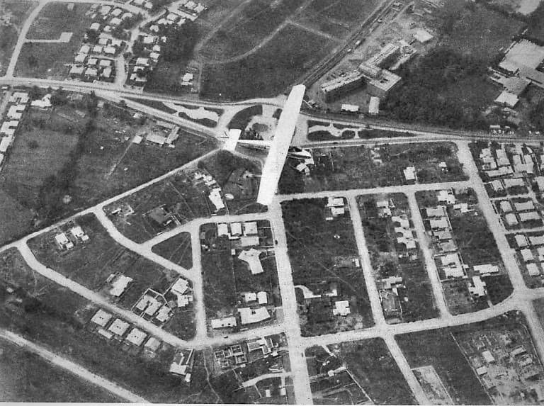 Planeador Sobrevolando Vitacura en 1967