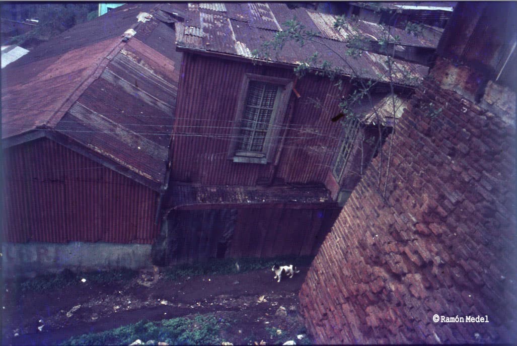 Pasaje Pasteur en el Cerro Bellavista de Valparaíso en 1979