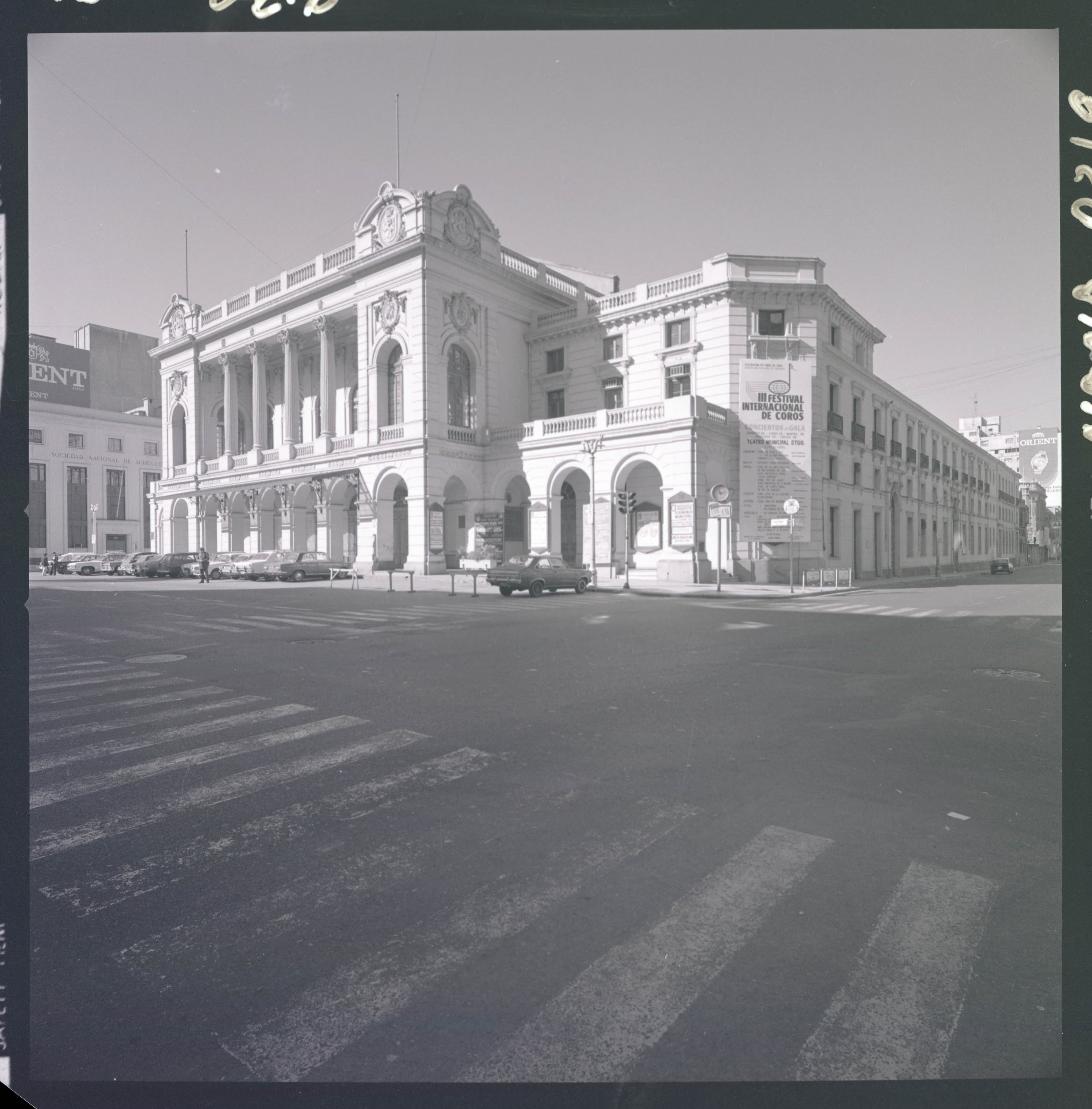 Teatro Municipal de Santiago, 1977