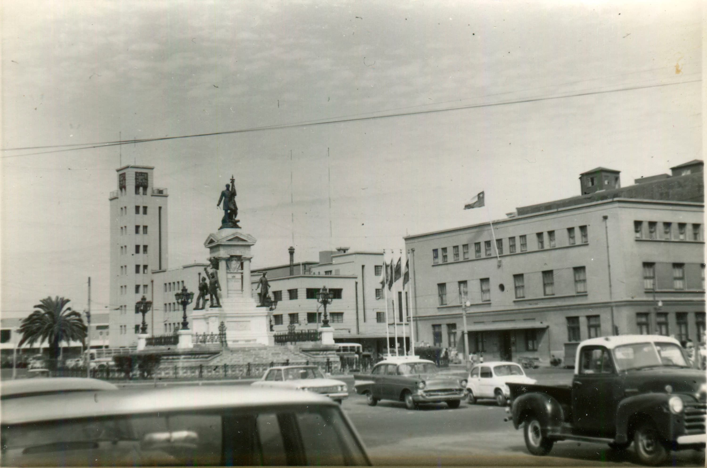 Plaza Sotomayor de Valparaíso, ca. 1955