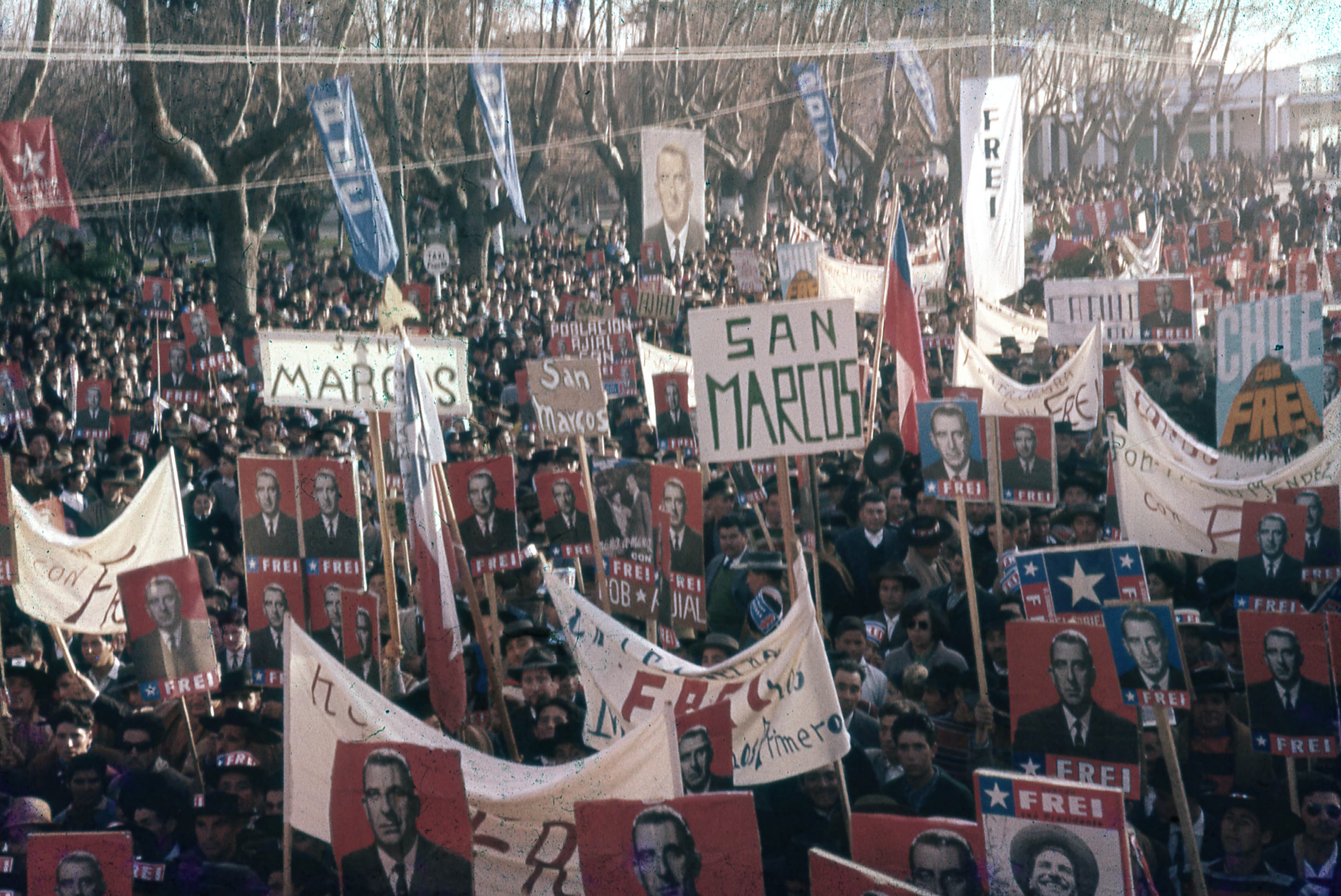 Marcha de la Patria Joven campaña presidencial Eduardo Frei Montalva, 1964