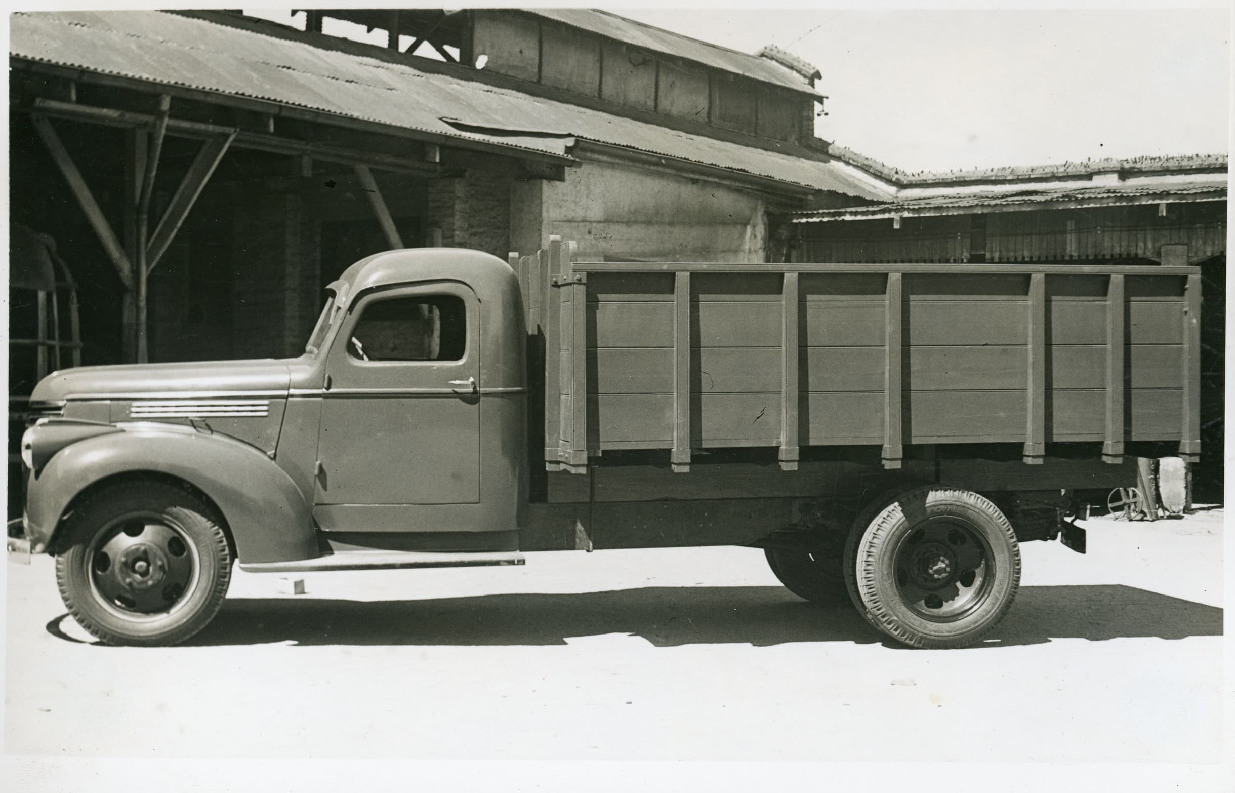 Camión en Viña del Mar, ca. 1950