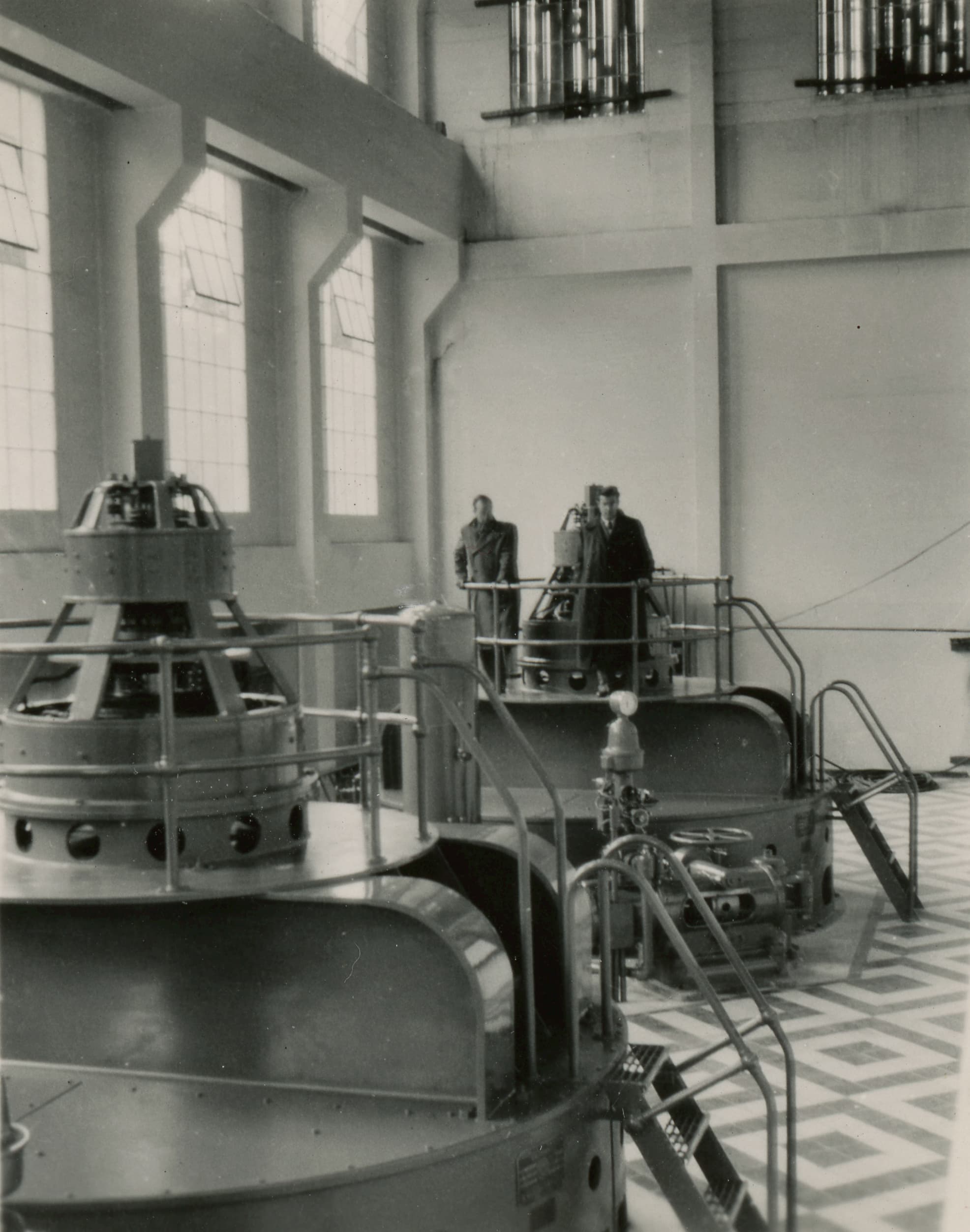 Central Hidroeléctrica Cipreses, 1949