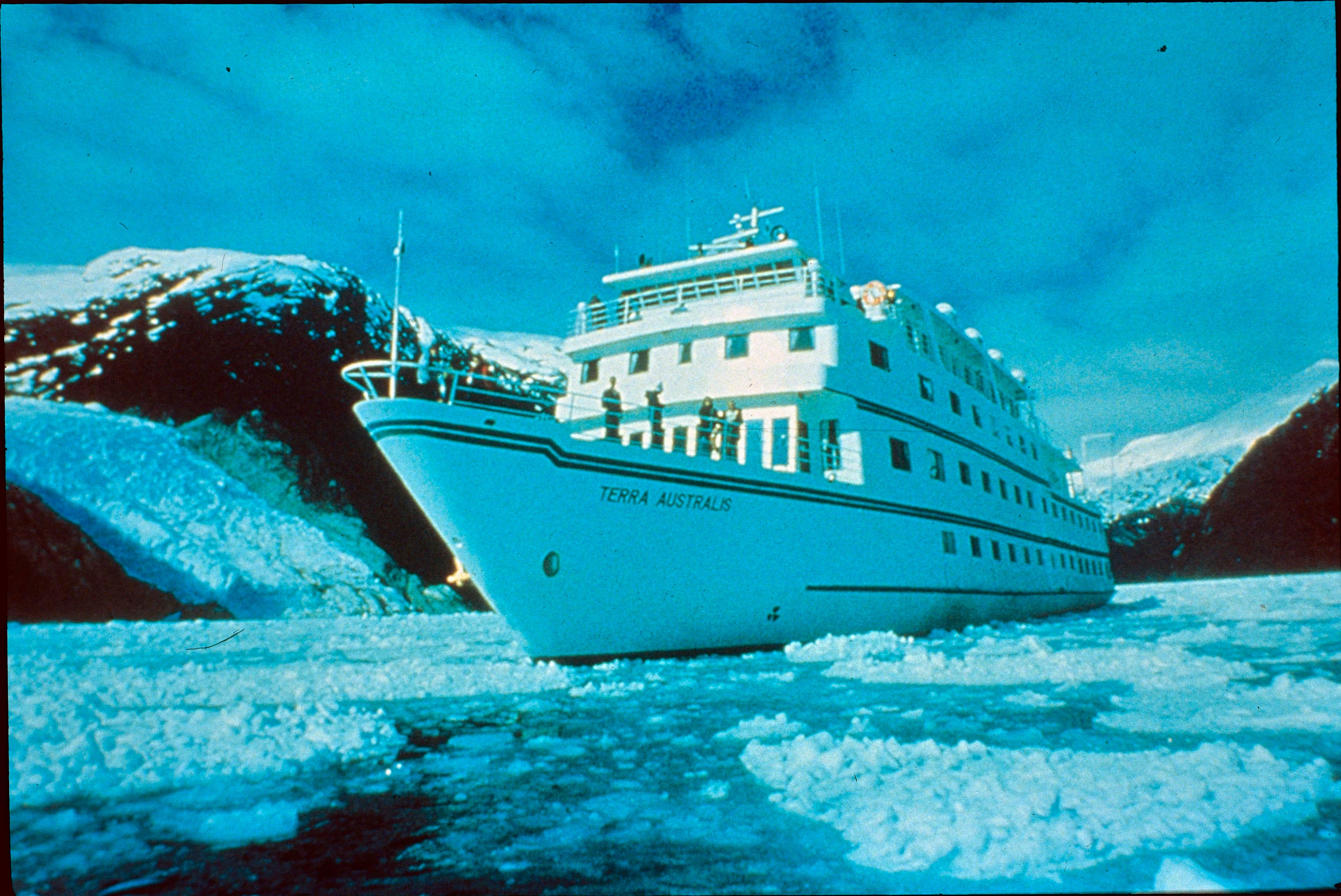 Cruceros Australis