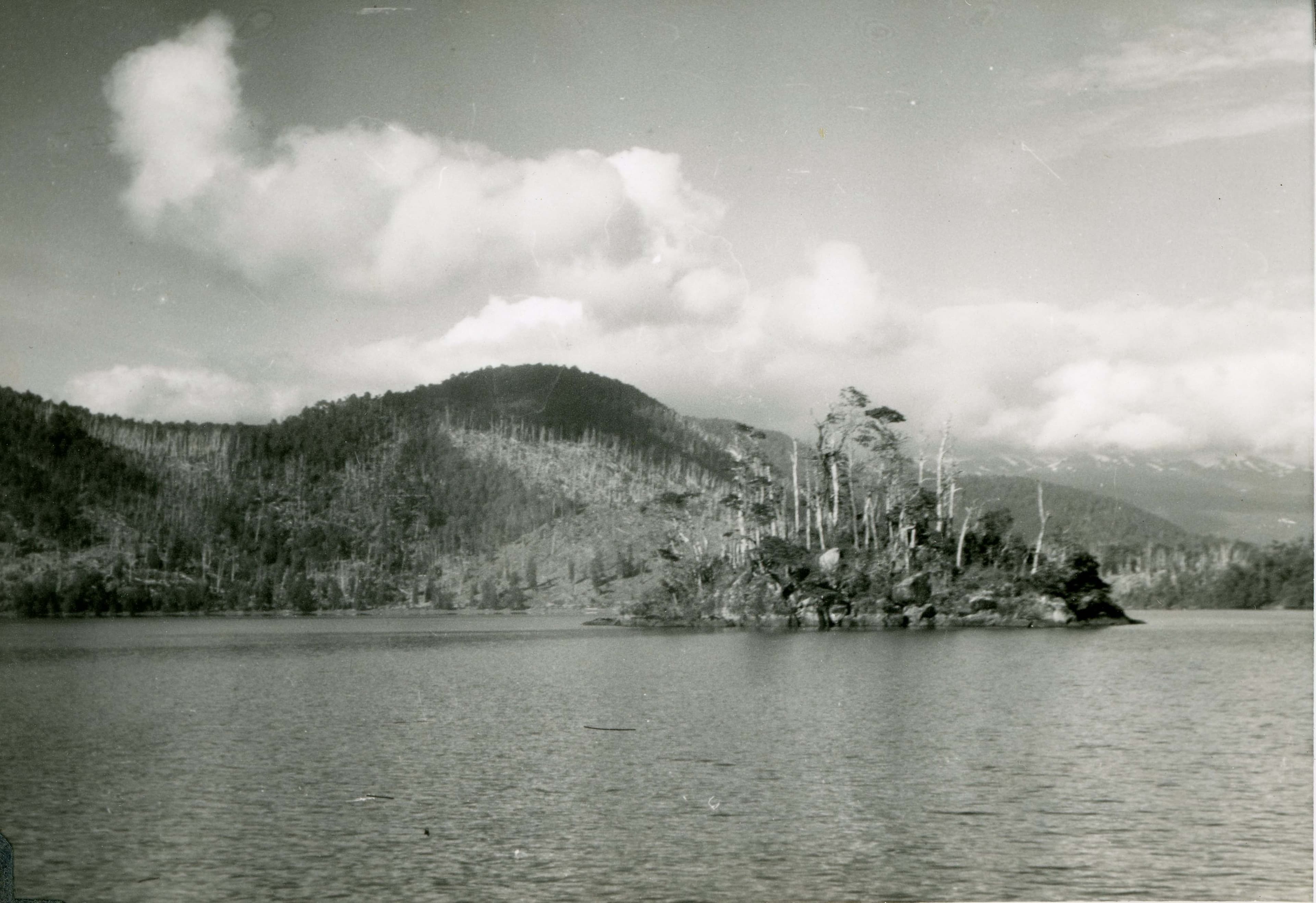 Lago Pirihueico, 1955
