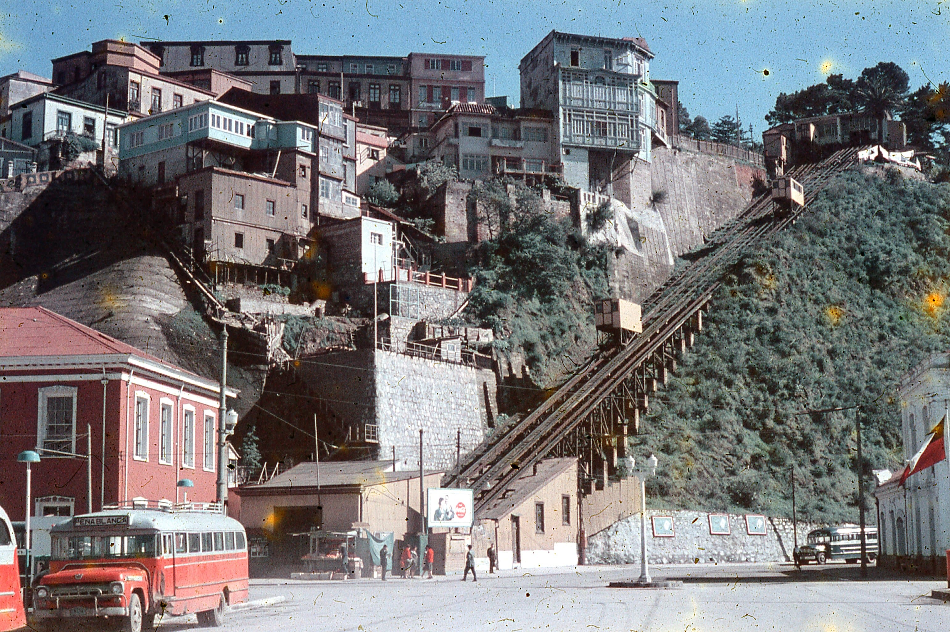 Vista del Cerro Artillería, Valparaíso, 1965