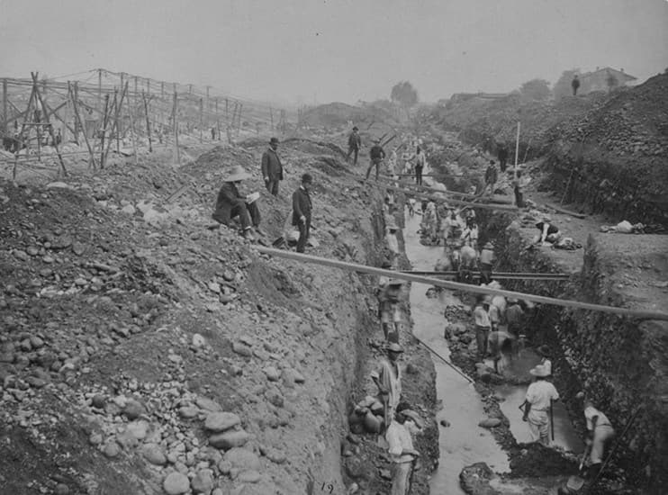 Canalización Río Mapocho a fines de 1880' s.