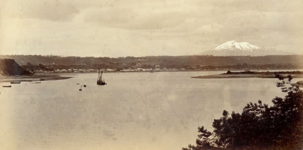 Canal Tenglo y Puerto Montt, 1893.