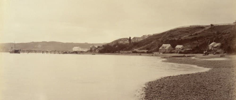 Playa de Castro y Vapor Pudeto 1893.