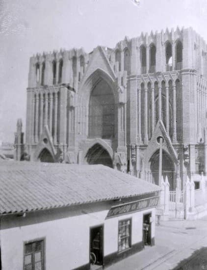 Basílica del Salvador de Santiago en 1918