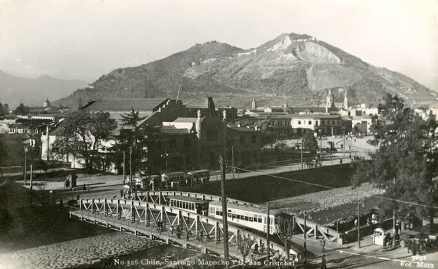 Desde la Estación Mapocho hasta el Cerro San Cristóbal en los años ’30s