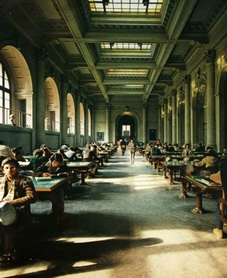 Sala Gabriela Mistral de la Biblioteca Nacional en el año 1982.