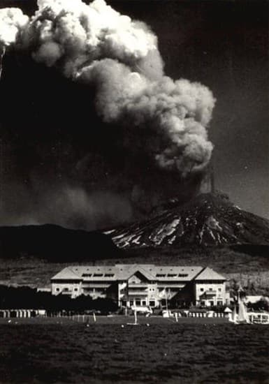 Gran Hotel Pucón y la erupción del Volcán Villarrica en el año 1949.