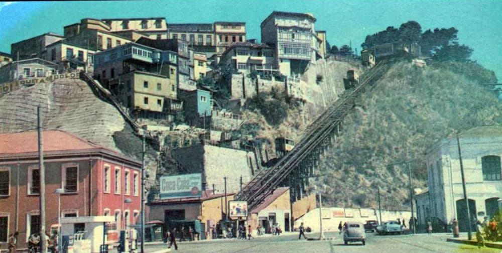 Cerro y Ascensor Artillería, entre 1950 y 1960s.