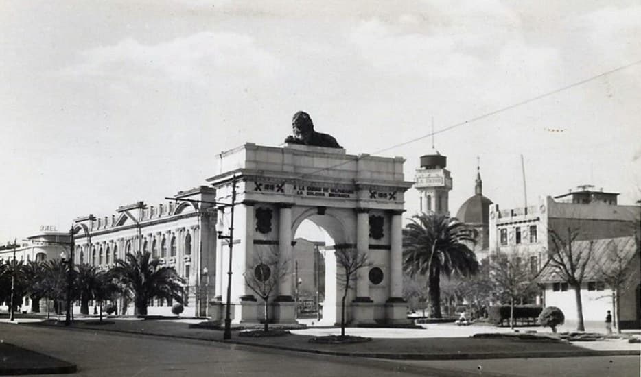 Arco Británico de Valparaíso en los años ’30s.