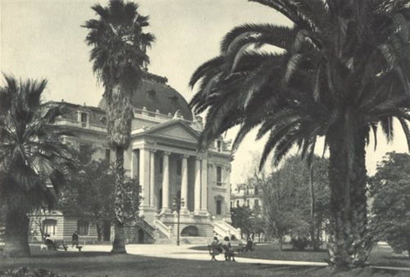 Museo de Arte Contemporáneo en el Parque Forestal, en 1932.