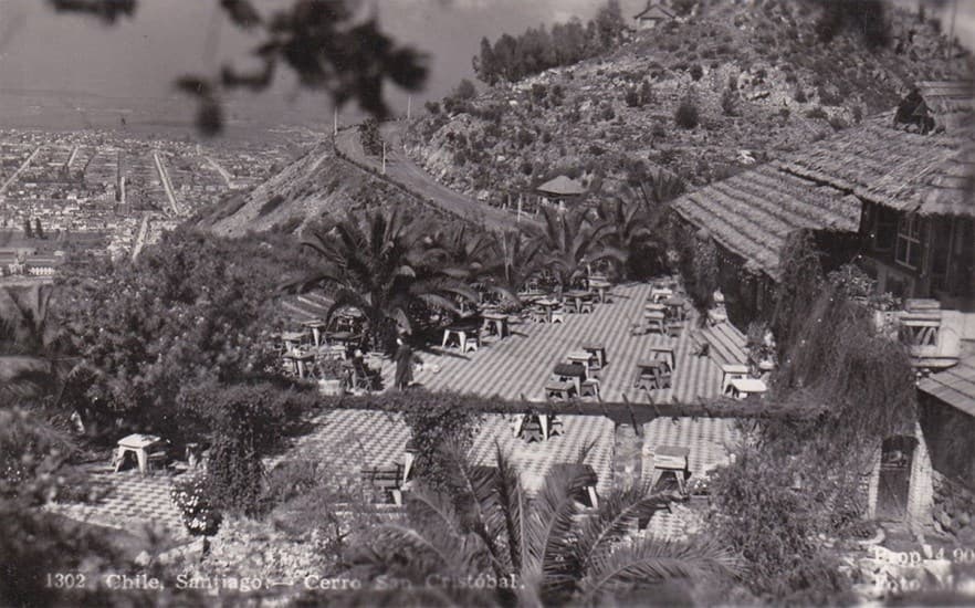 Terrazas del cerro San Cristobal en decada de los 50.