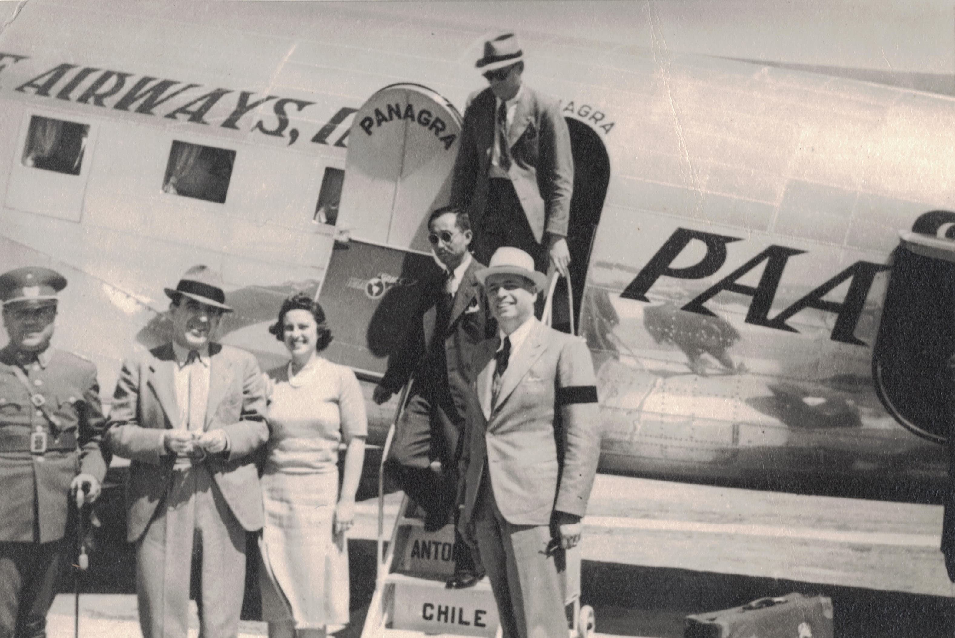 Ministro llegando a Arica en 1941