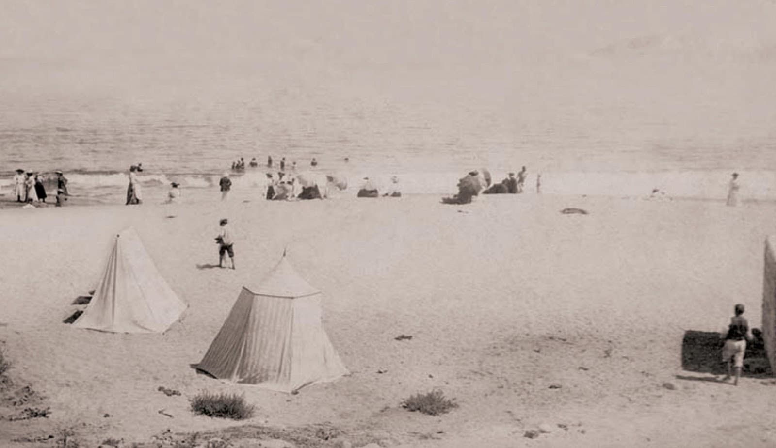 Playa de Zapallar en 1905
