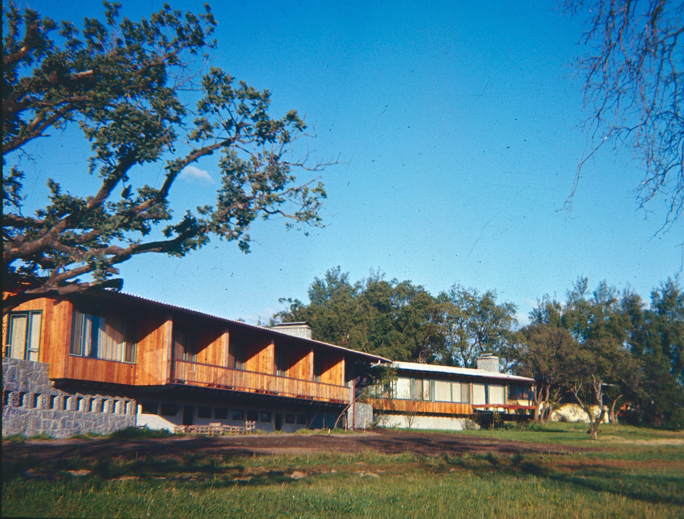 Hotel en Salto del Laja, 1960