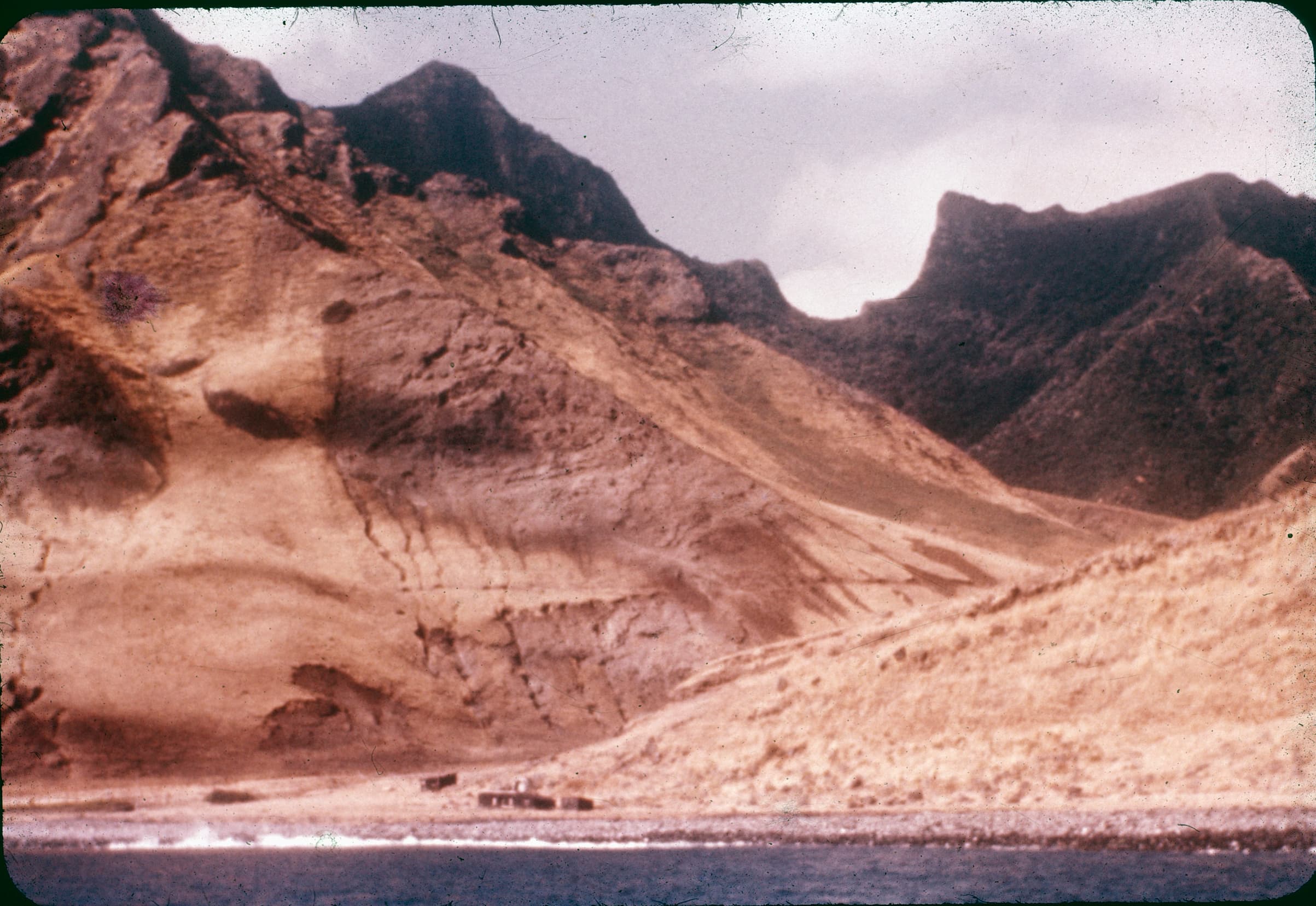 Juan Fernández desde el mar, años 60s