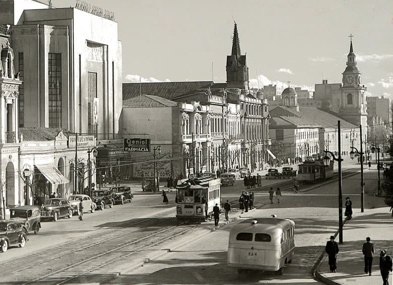 Alameda, y la vigente iglesia de San Francisco en 1940