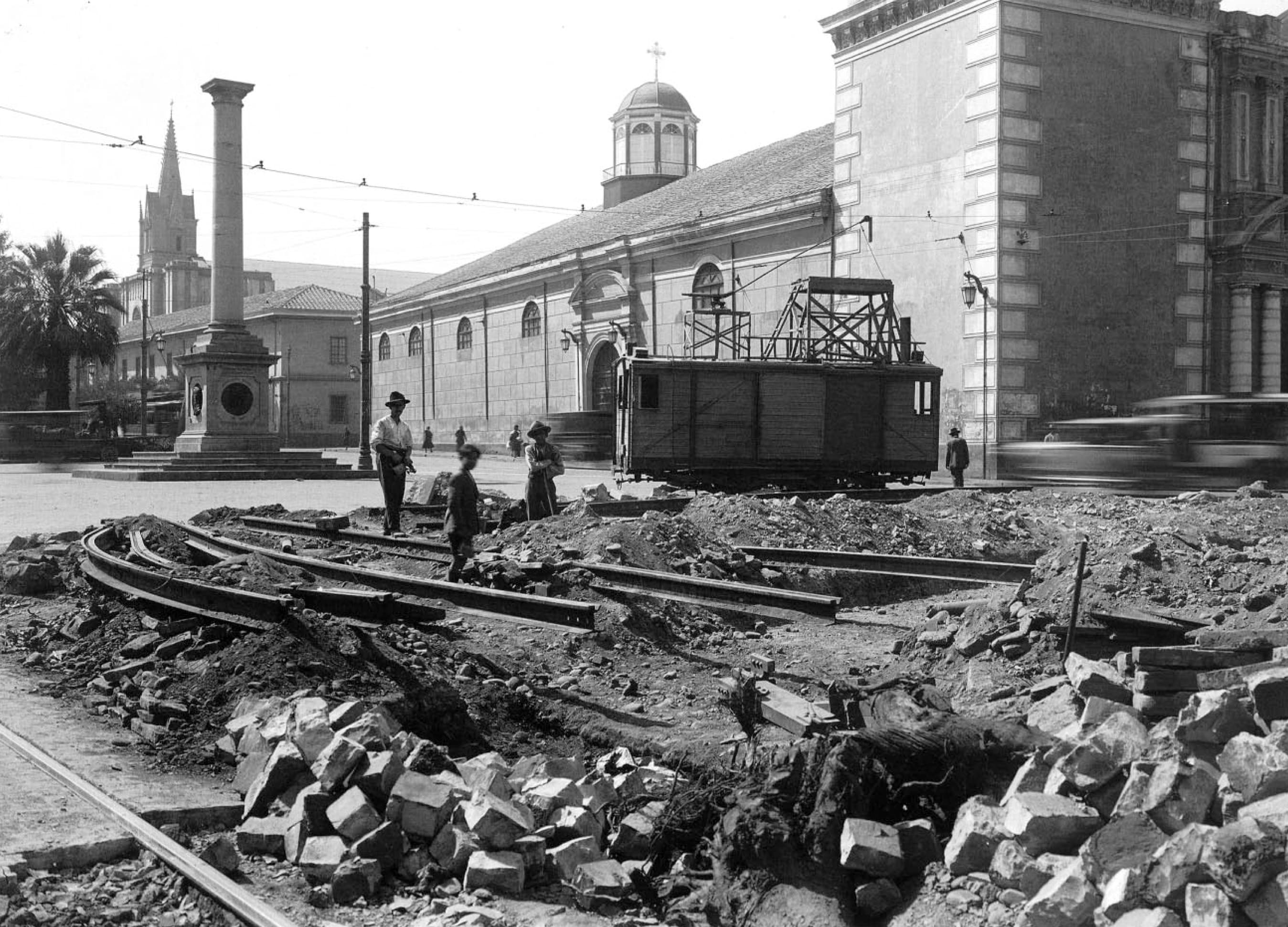 Instalación de líneas de Tranvía, 1928