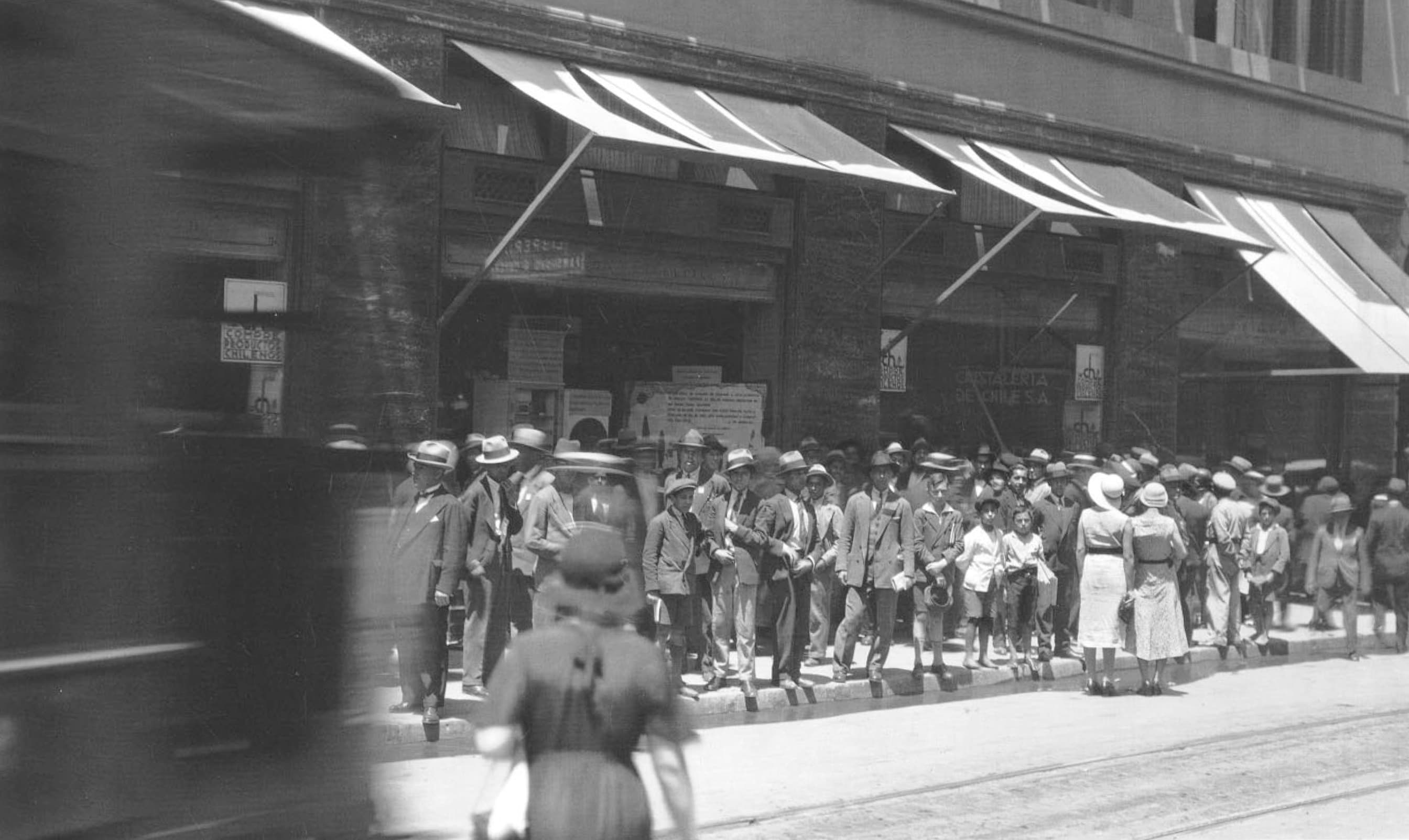 Calle Compañía a pasos de Ahumada año 1931
