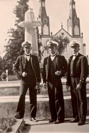 Marinos en Castro, 1952