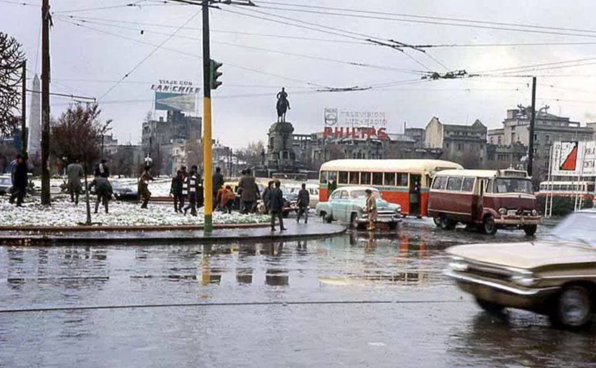 Plaza Baquedano nevada Junio 1971