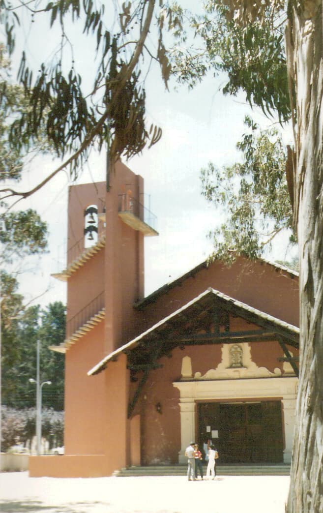 Iglesia de Algarrobo en 1984